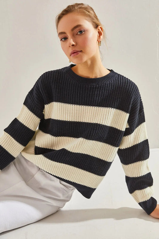 Elle Straight Pullover