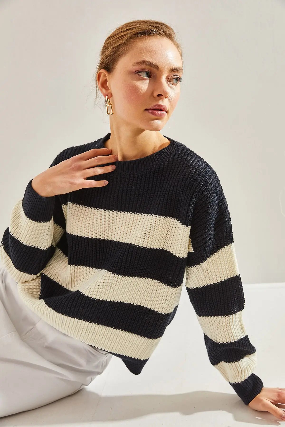 Elle Straight Pullover