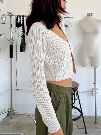 Strickjacke mit langen Ärmeln und Crop Top