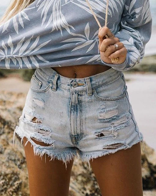 Denim-Shorts mit hoher Taille und Naht